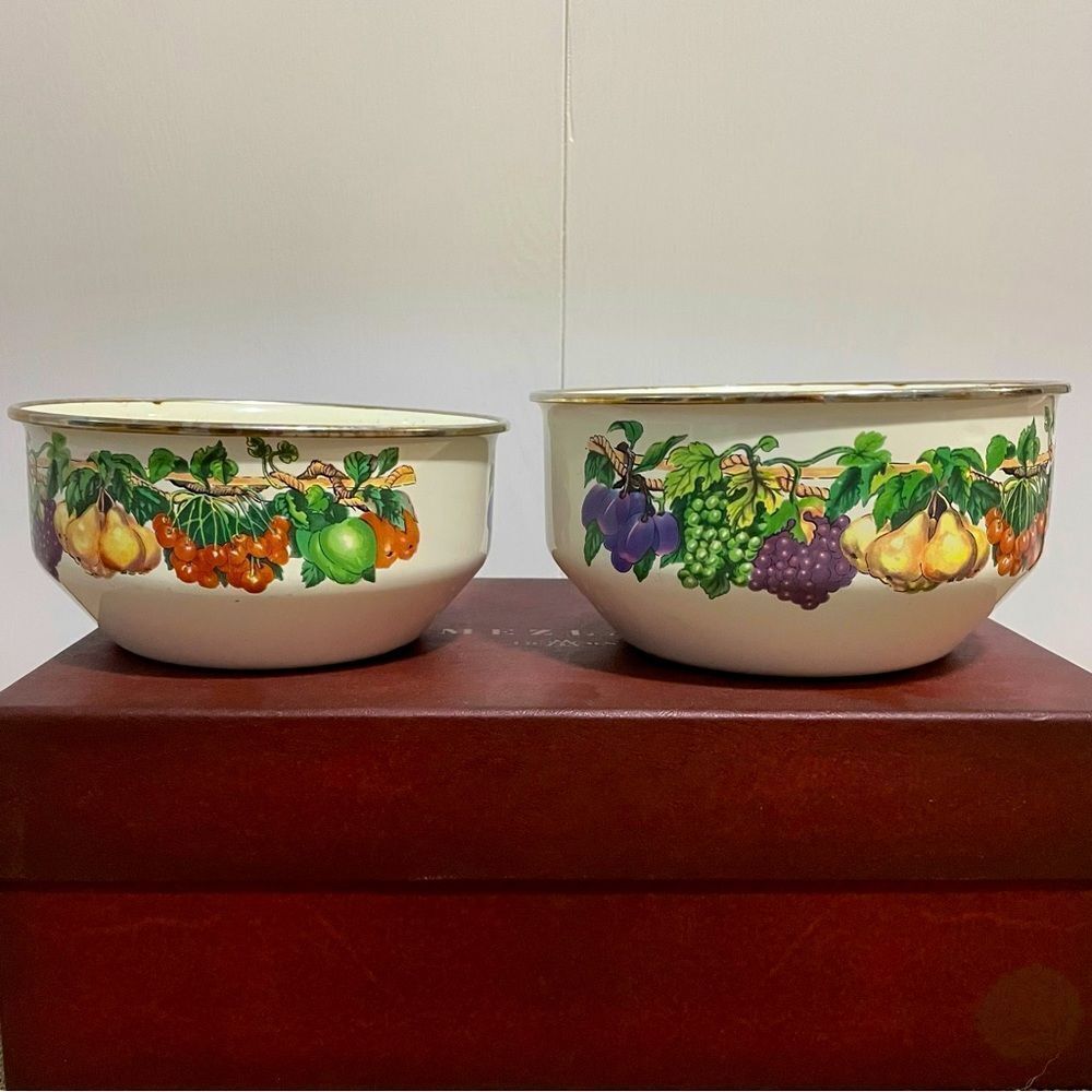 Metro Vitroceramics vintage Nesting Bowl Induction Gas Electric (set of 2)